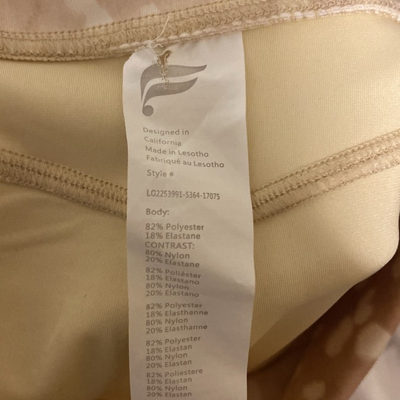 Fabletics Plus Size Oasis Pure Luxe 7/8 Leggings - Picture 11 of 12